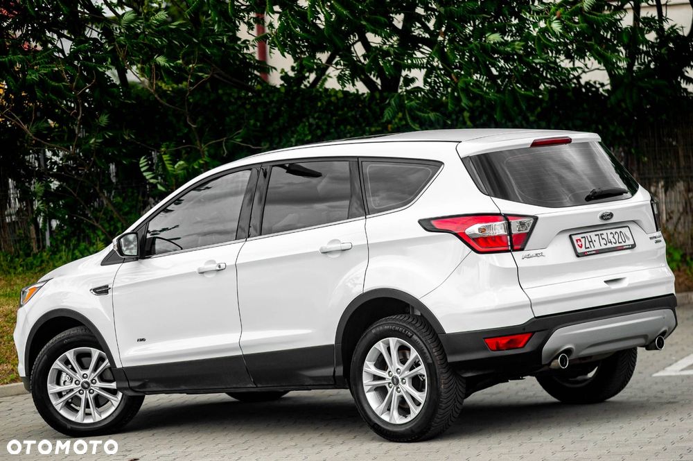 Ford Kuga 1.5 EcoBoost 4x4 Titanium - 18