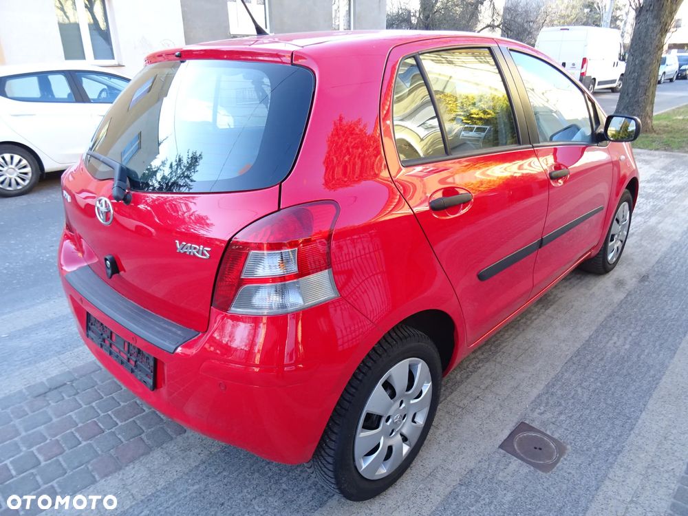 Toyota Yaris 1.0 Luna EU5 - 10