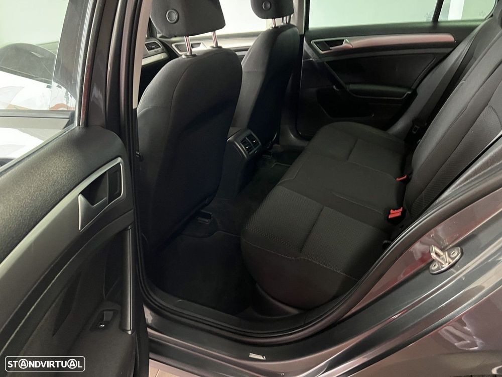 VW Golf 1.0 TSI BlueMotion Comfortline - 14
