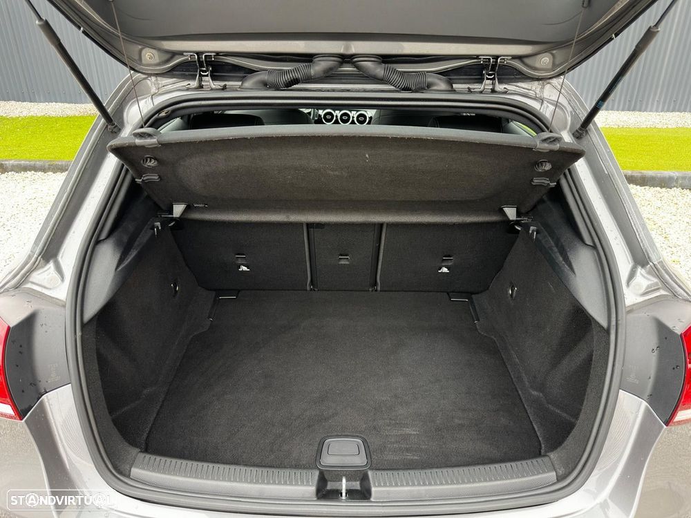 Mercedes-Benz A 180 d Progressive Aut. - 21