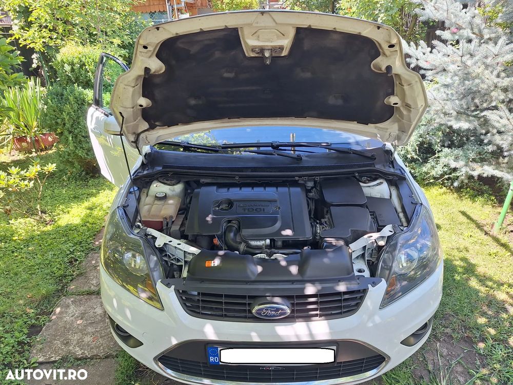Ford Focus 1.6 TDCI DPF Titanium - 11