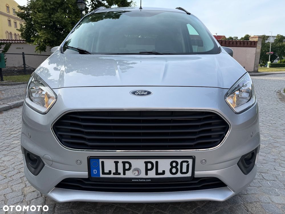 Ford Tourneo Courier 1.5 TDCi S&S Titanium - 1