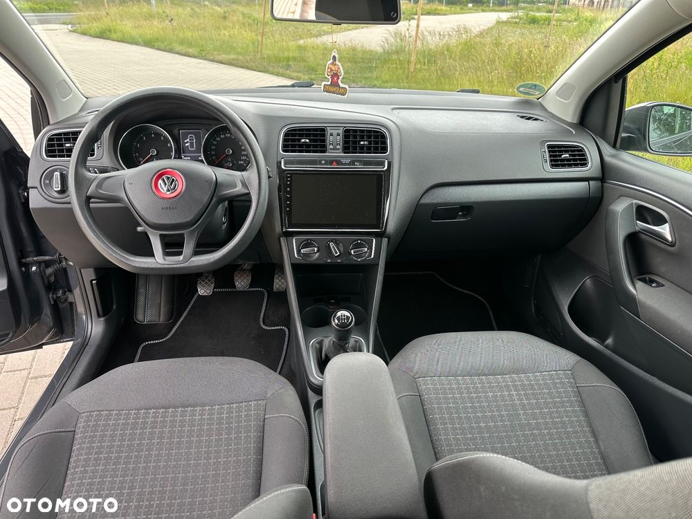 Volkswagen Polo - 35