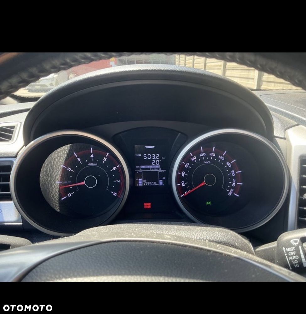 Suzuki Vitara 1.6 DDiS (4x4) Allgrip Comfort - 28