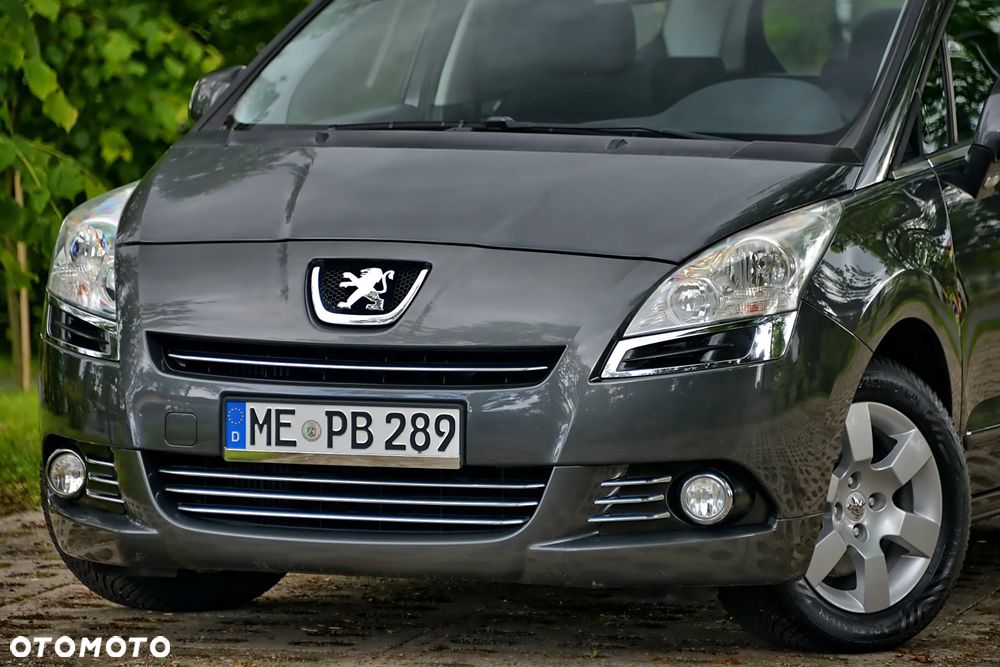 Peugeot 5008 - 13