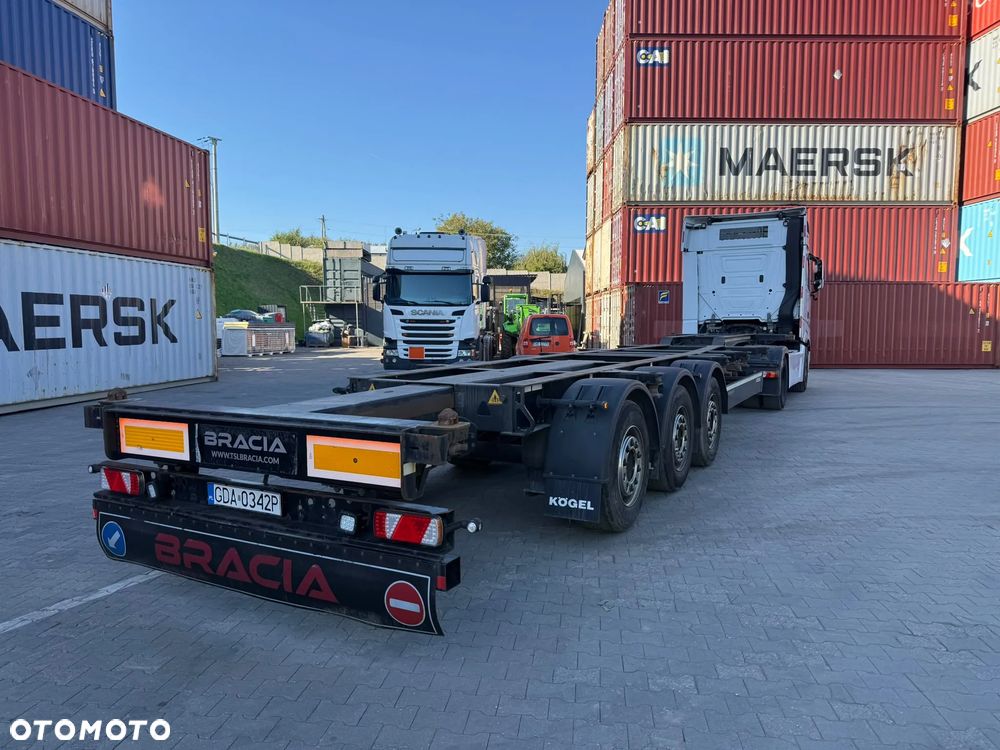 Kögel Port Simplex 40 - 4