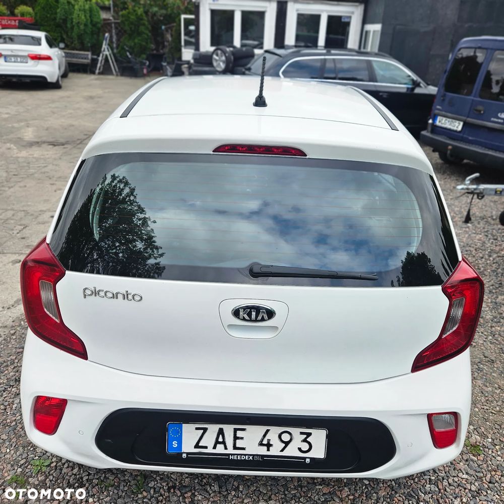 Kia Picanto - 8