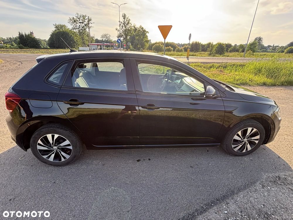 Volkswagen Polo 1.6 TDI SCR Comfortline - 6