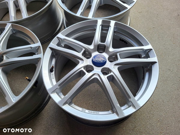 [938] Felgi aluminiowe 17 cali 7,5Jx17H2 5x108 FORD S-max KUGA Galaxy