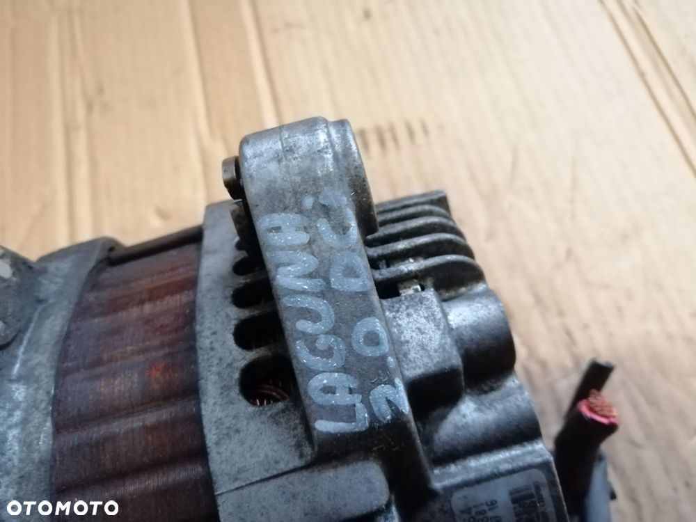 Renault Laguna III Espace IV Trafic 2.0 DCi alternator 210A  8200404464 A004TJ0381 - 5
