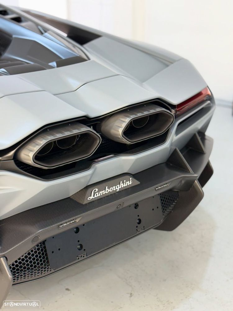 Lamborghini Revuelto 6.5 V12 - 8