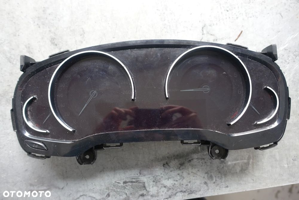 LICZNIK ZEGARY BMW G01 G20 G30 - 1