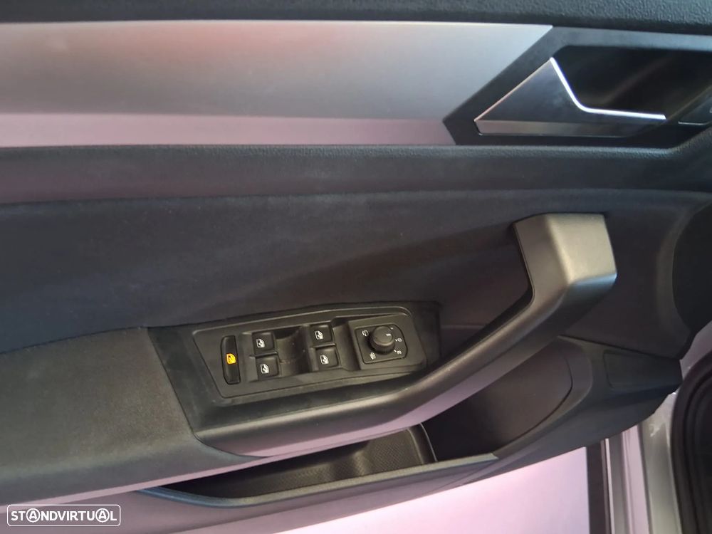 VW T-Roc 1.0 TSI Life - 15