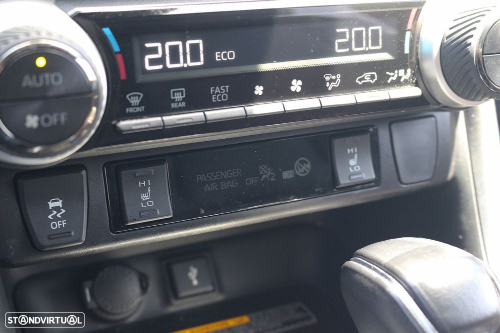 Toyota RAV4 2.5 HDF Plug-in Lounge AWD-i - 32