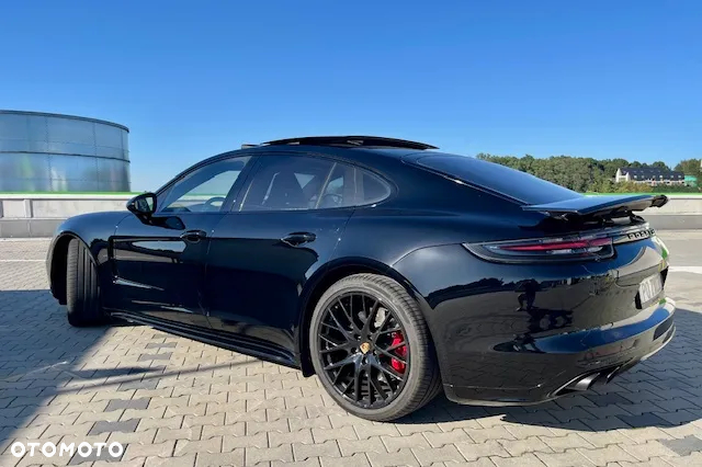 Porsche Panamera GTS GPF - 13