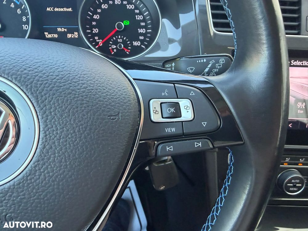 Volkswagen e-Golf - 13