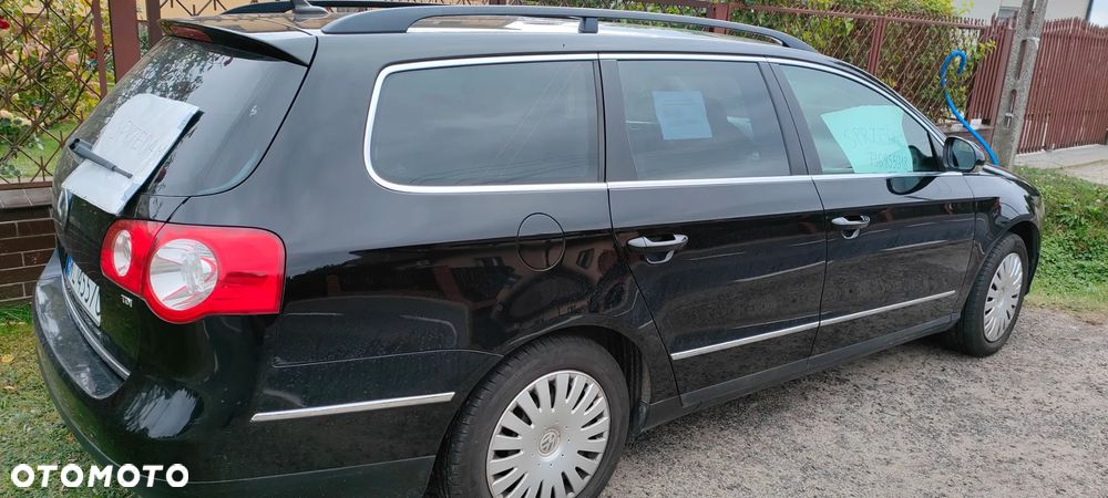 Volkswagen Passat 1.9 TDI Comfortline - 1
