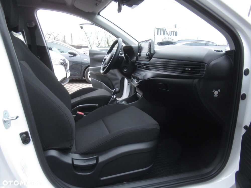 Hyundai i20 1.2 Modern - 9