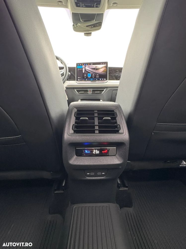 Volkswagen Tiguan 2.0 TDI DSG Elegance - 24