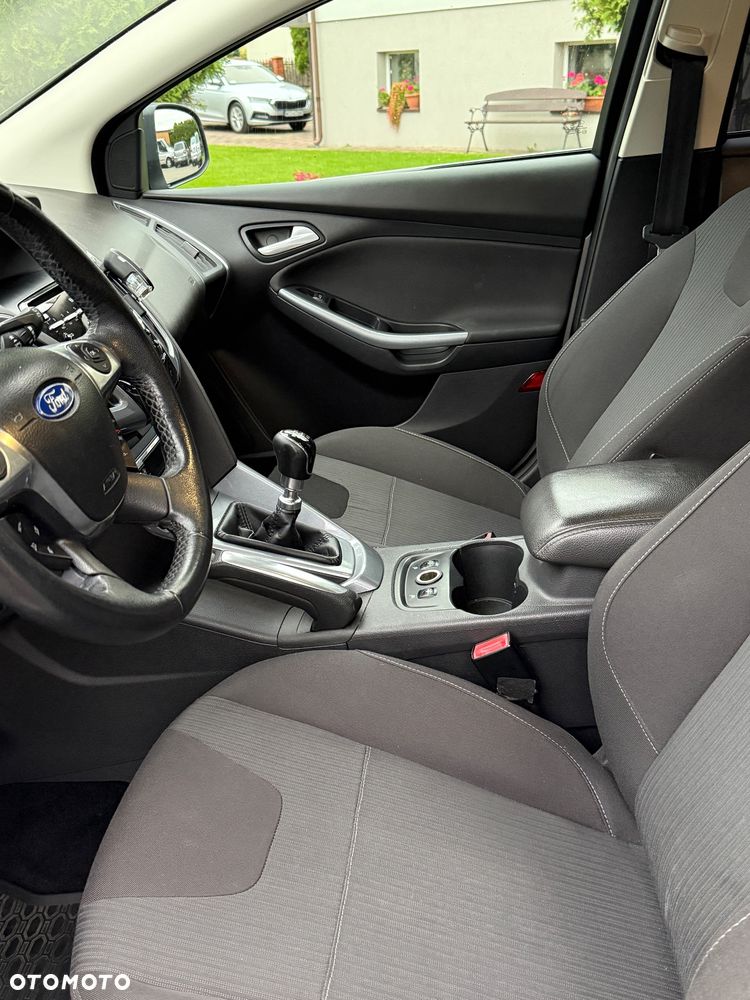 Ford Focus 1.6 EcoBoost Edition - 9