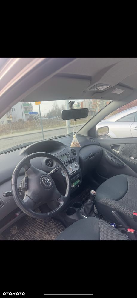 Toyota Yaris 1.3 - 1
