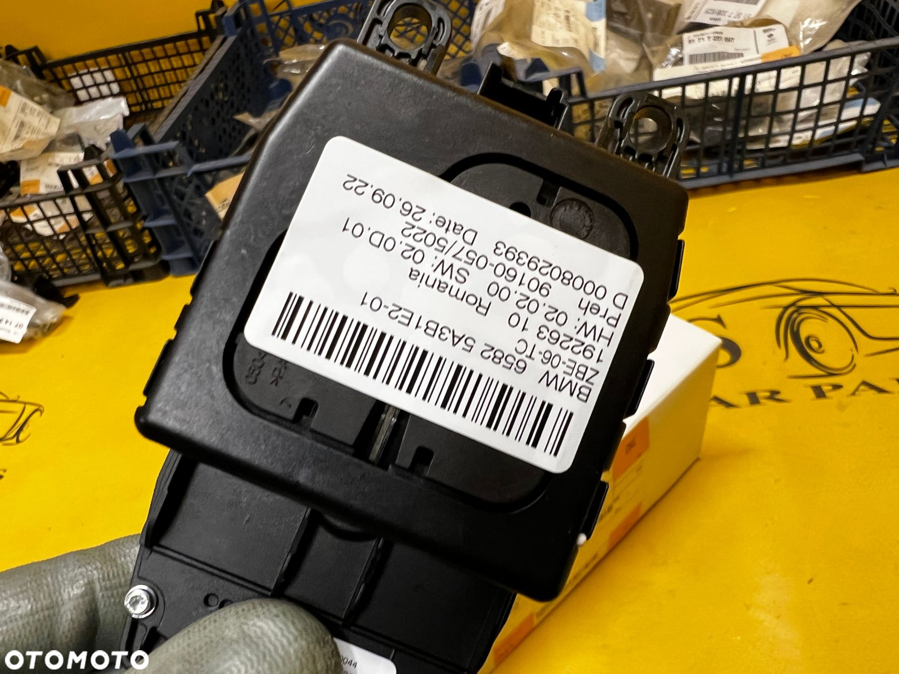 PRZEŁĄCZNIK KONTROLER iDRIVE BMW 5 G30 M5 F90 6 G32 X3 G01 X4 G02 NOWY OEM - 6