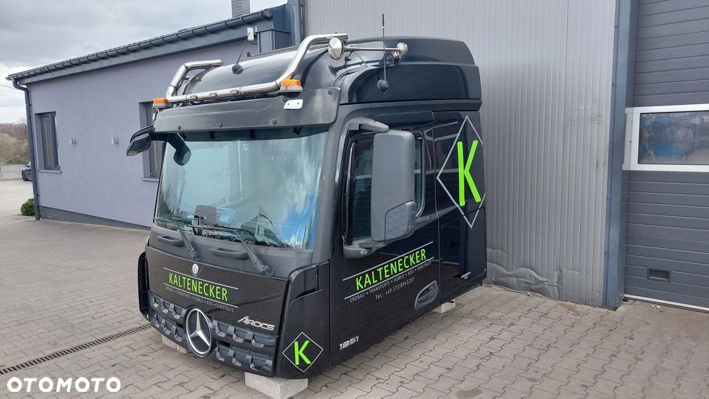 MERCEDES AROCS ACTROS MP4 KABINA STREAM SPACE WĄSKA 2,30 - 3