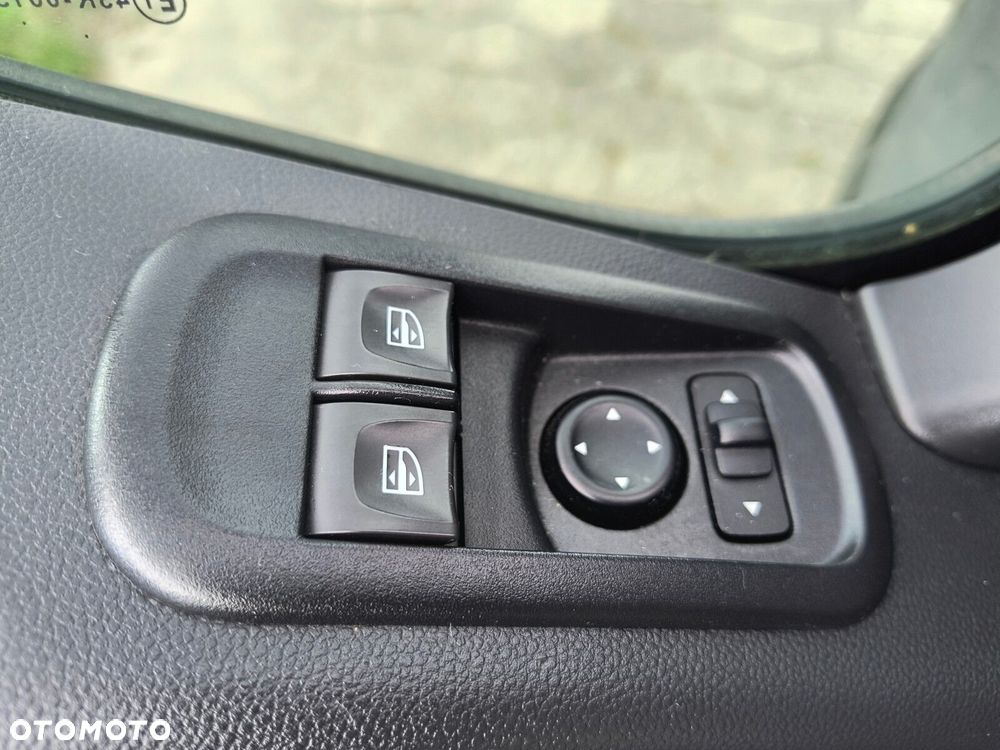 Renault Master - 15