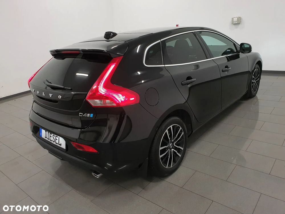 Volvo V40 D4 Inscription - 6