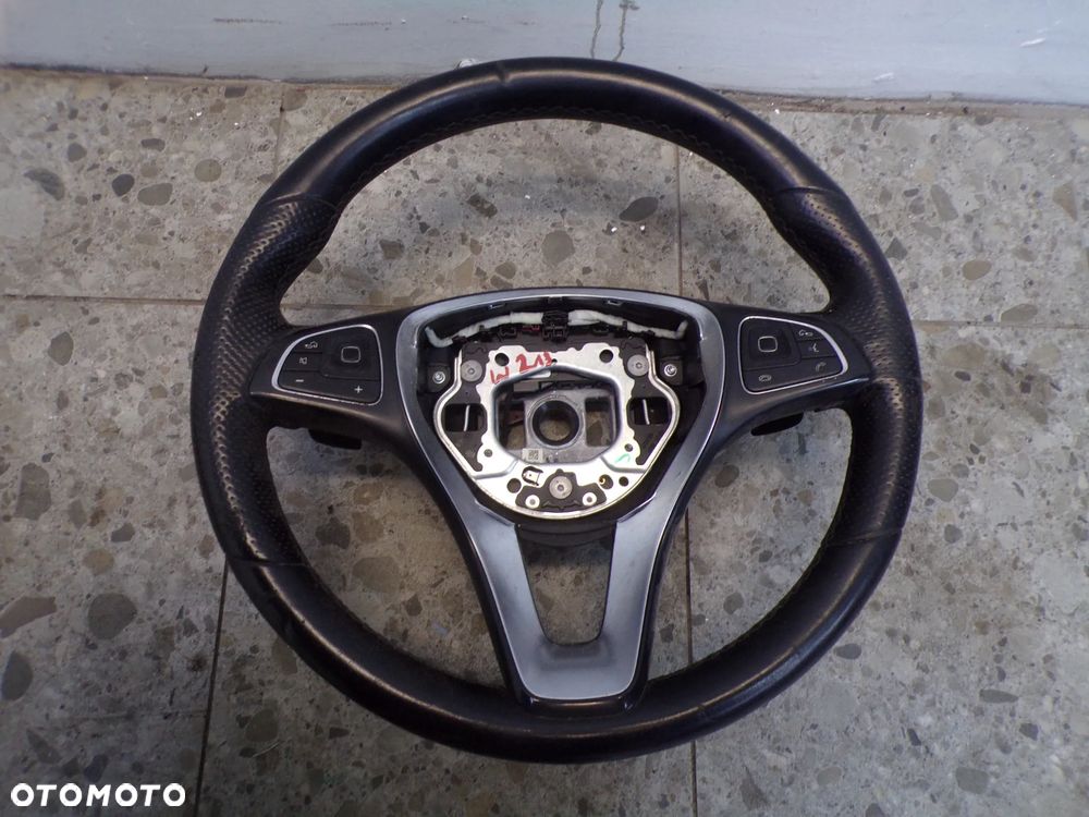 KIEROWNICA MERCEDES W213 - 1