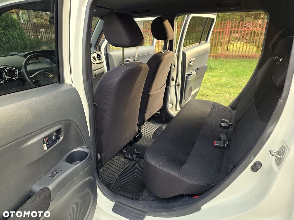 Daihatsu Materia 1.5 - 9