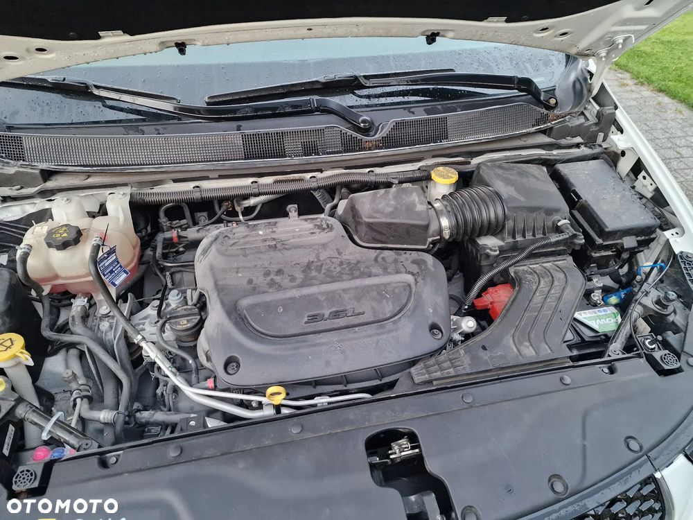 Chrysler Pacifica - 26
