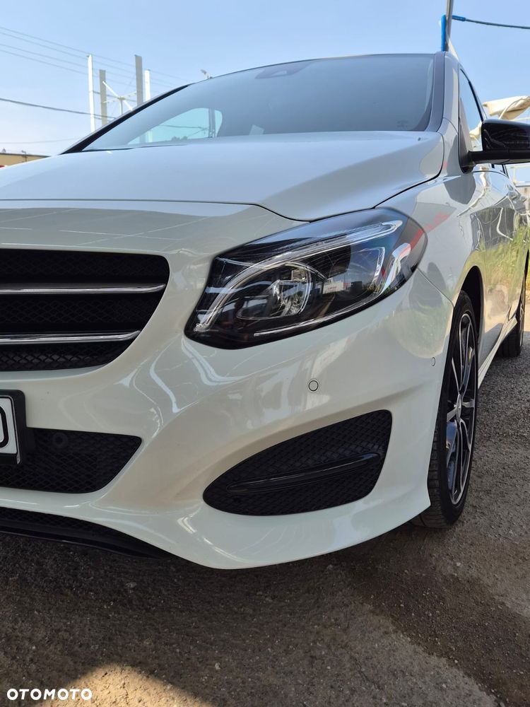 Mercedes-Benz Klasa B 180 UrbanStyle Edition - 14