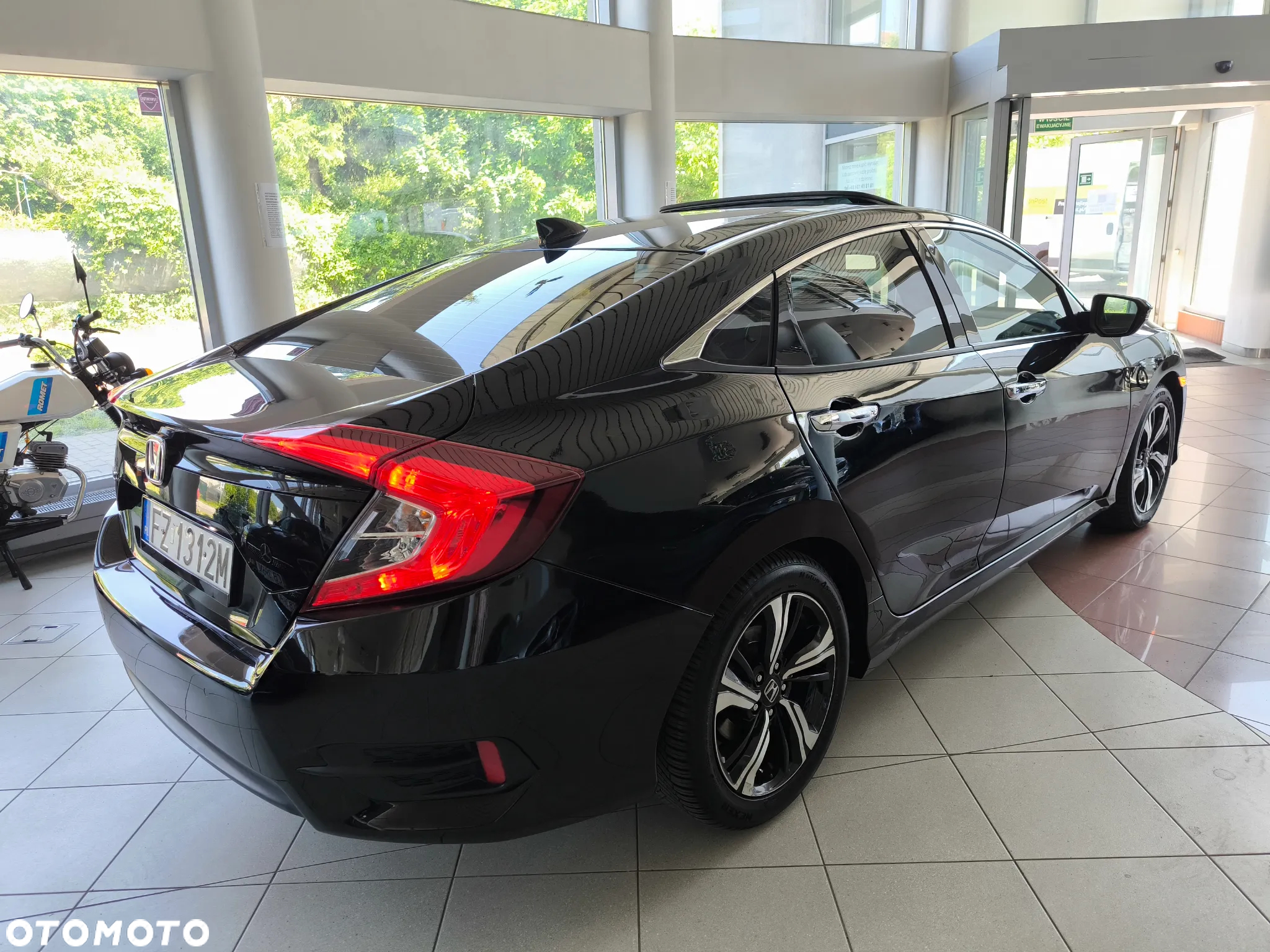 Honda Civic 1.5 T Executive - 8