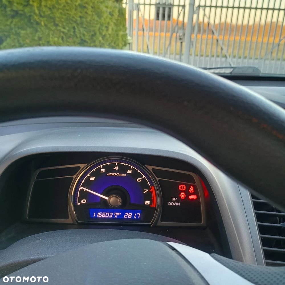 Honda Civic 1.8 Comfort - 8