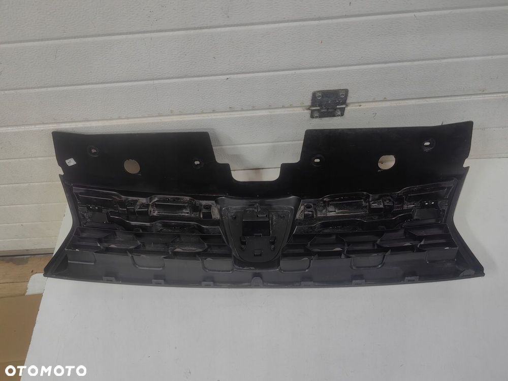 ATRAPA GRIL DACIA DUSTER 1 I LIFT 2013- 623100838R - 5