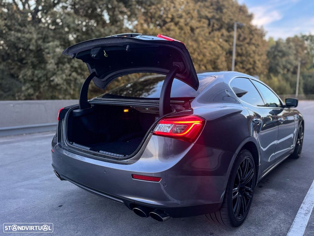 Maserati Ghibli Diesel GranSport - 23