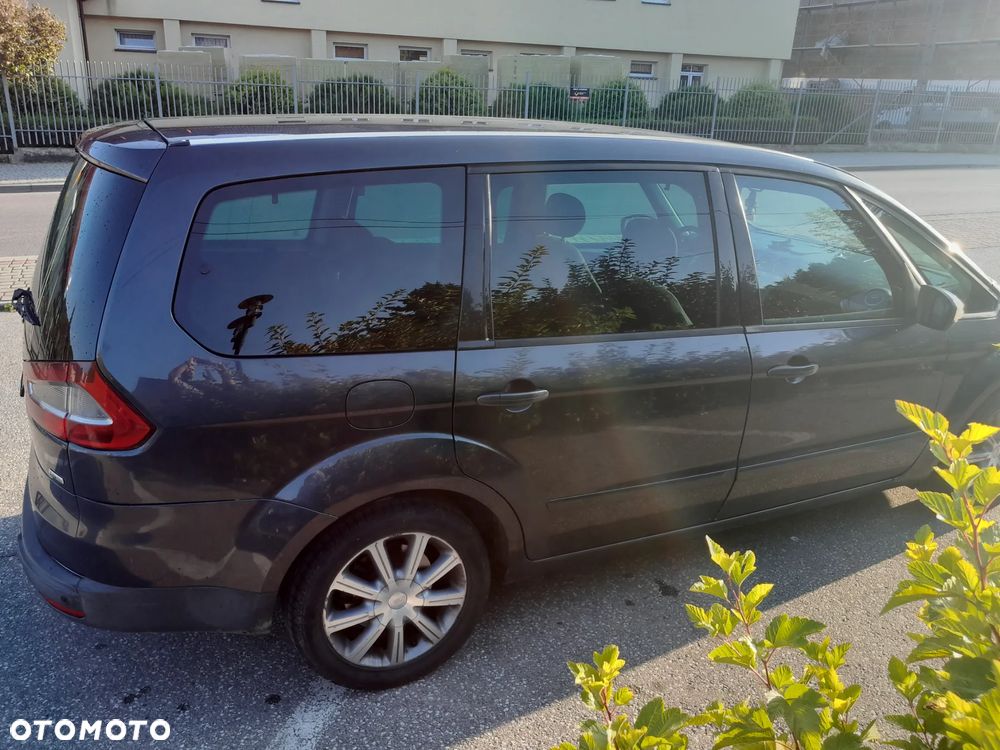 Ford Galaxy - 5