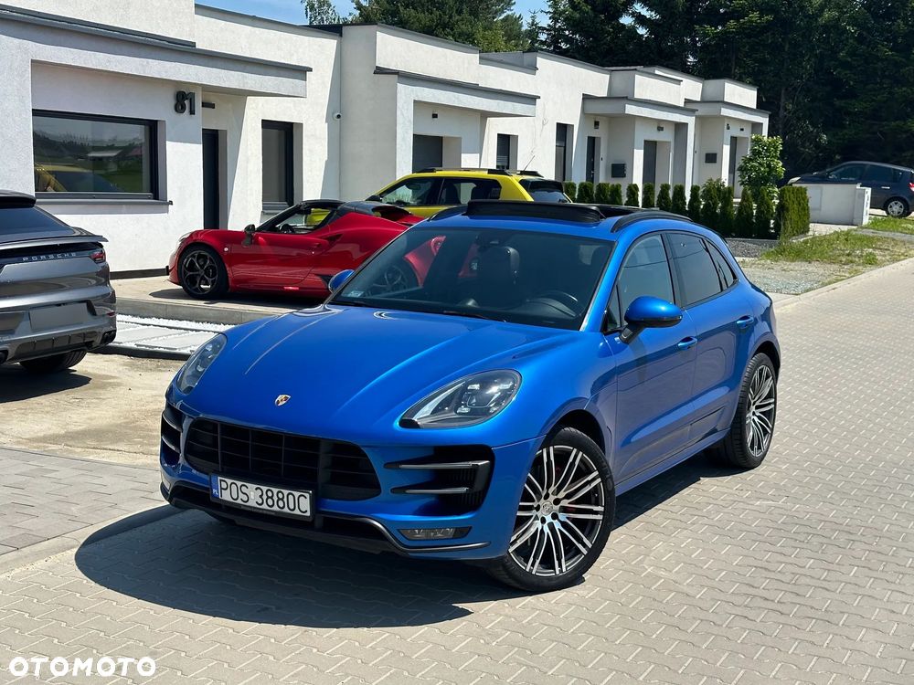 Porsche Macan Turbo - 10