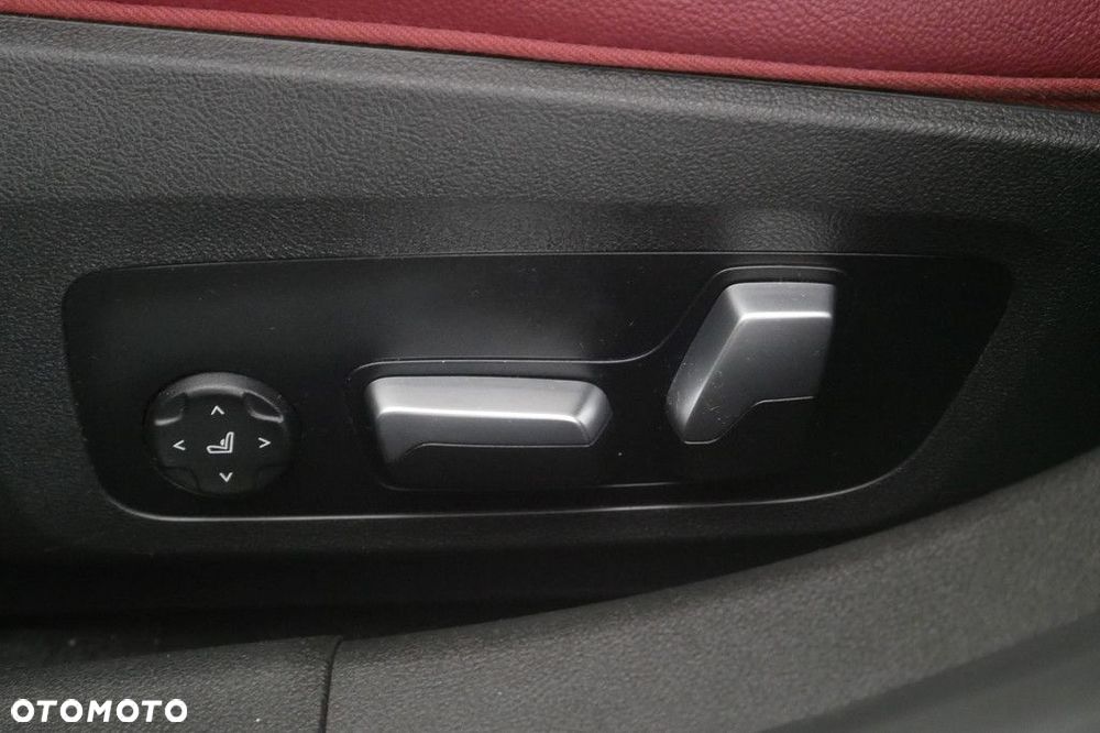 BMW Seria 3 - 36