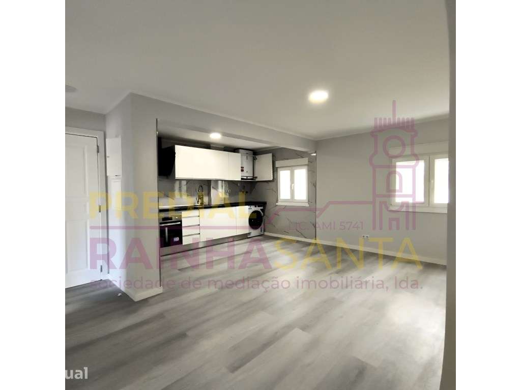 Apartamento T3 no Laranjeiro - Almada - Grande imagem: 2/12
