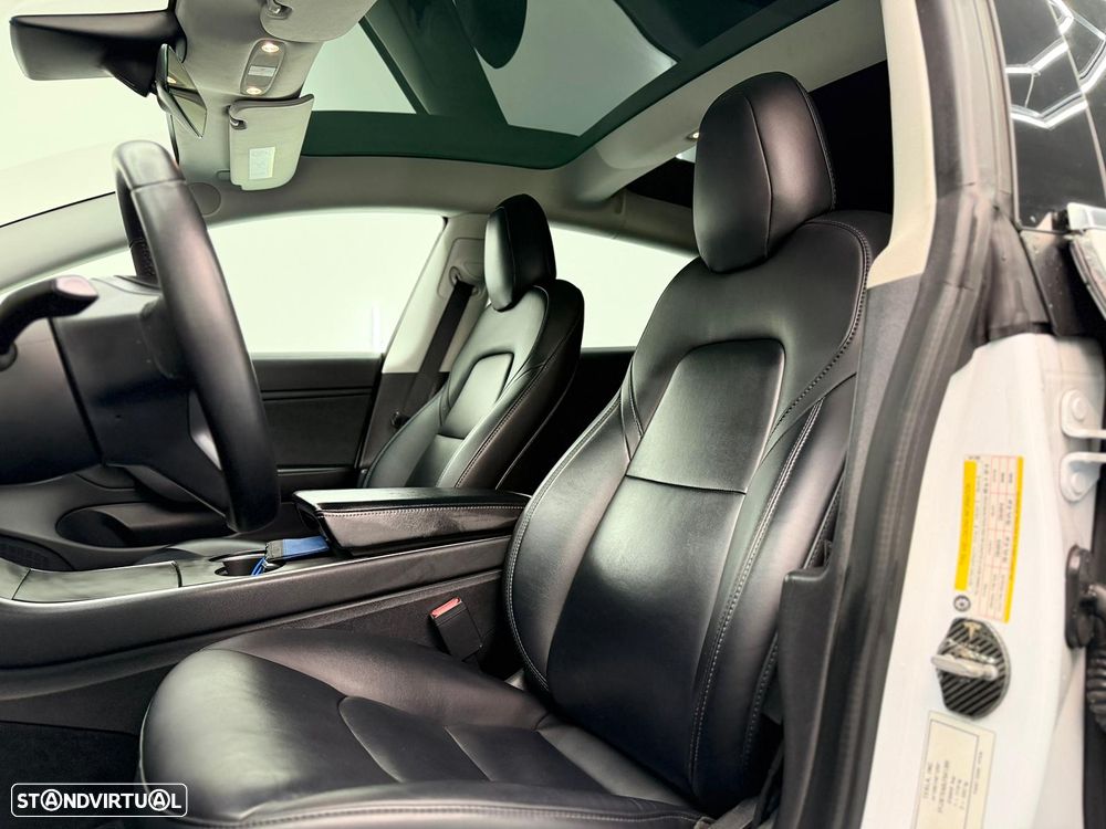 Tesla Model 3 Standard RWD Plus - 17