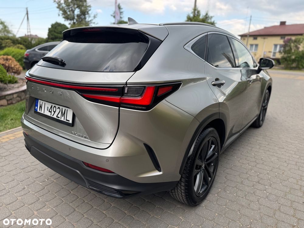Lexus NX 350h Prestige AWD - 10