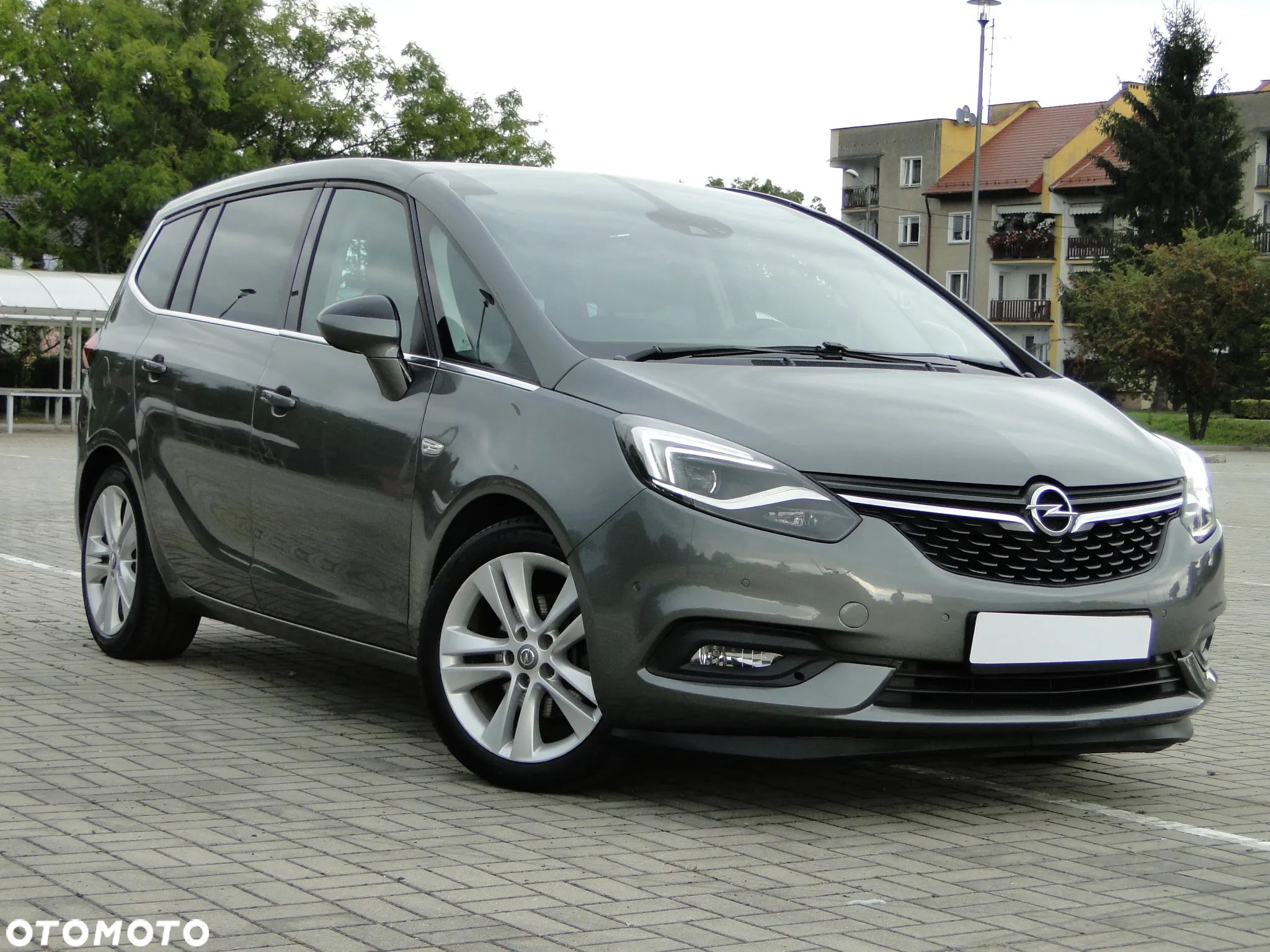 Opel Zafira 1.4 T Cosmo - 1