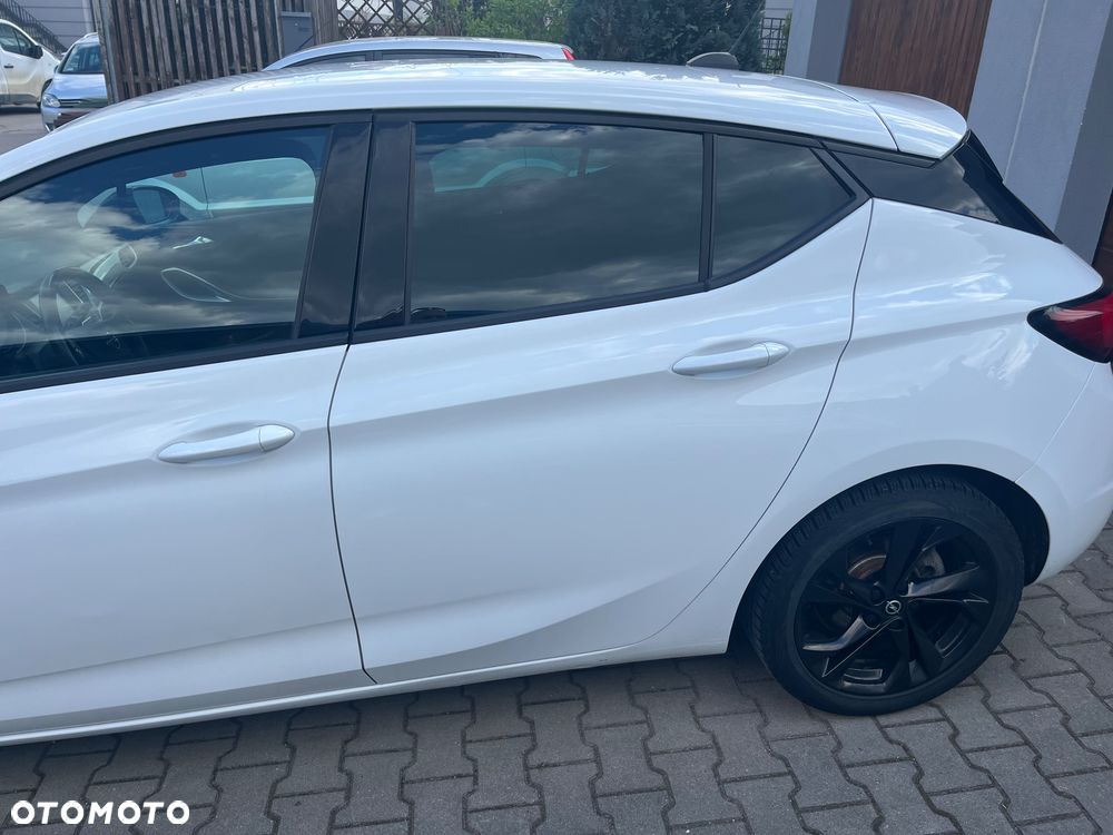 Opel Astra 1.2 T Elegance S&S - 7