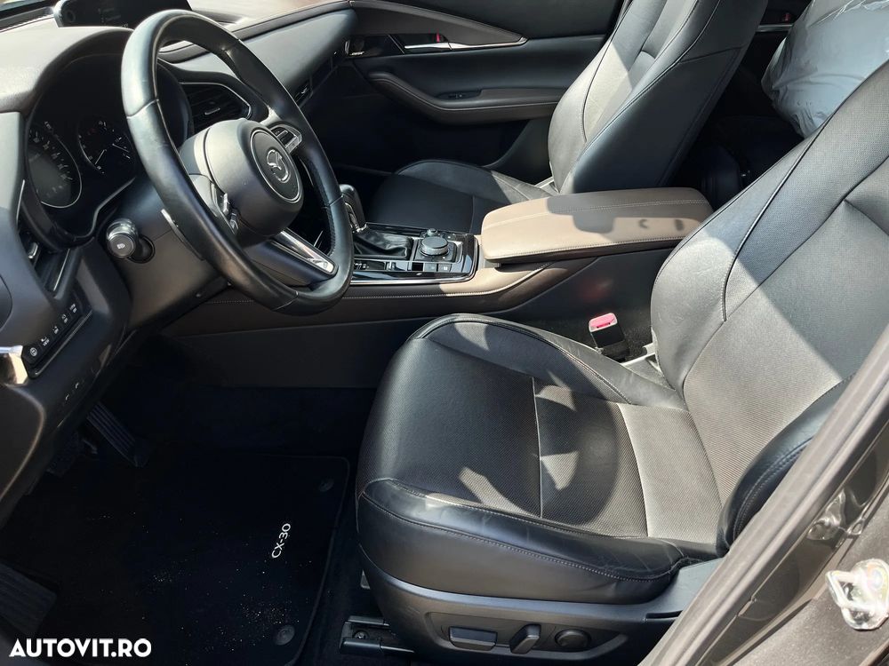 Mazda CX-30 - 11