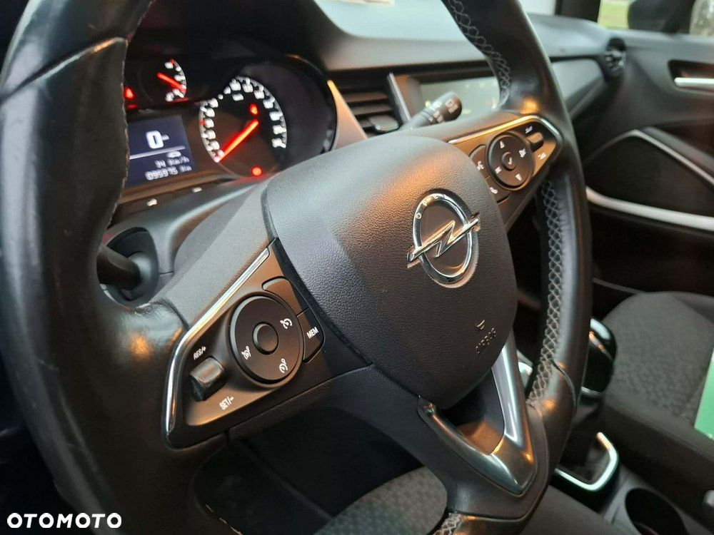 Opel Crossland X - 8