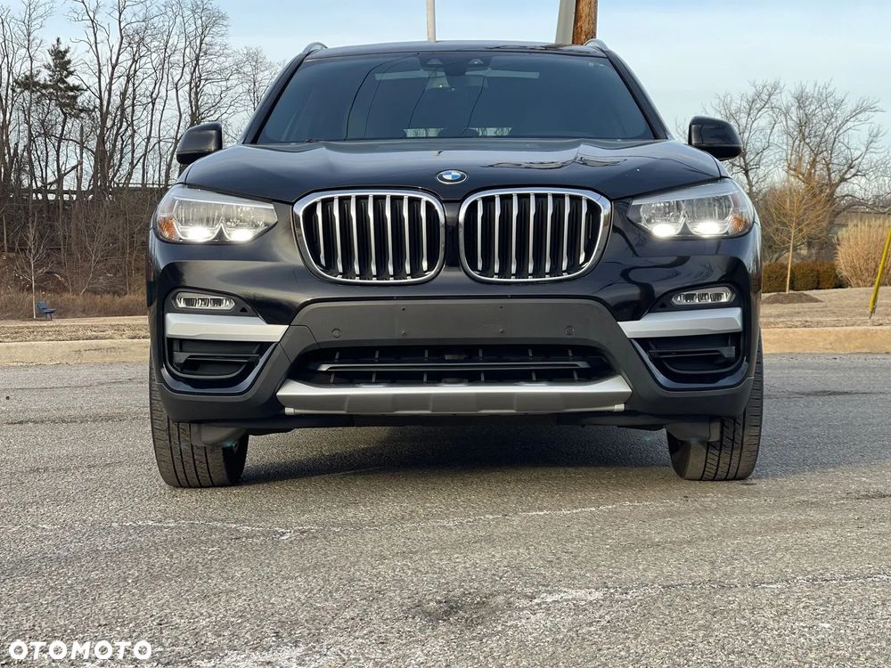 BMW X3 xDrive30i Luxury Line - 3