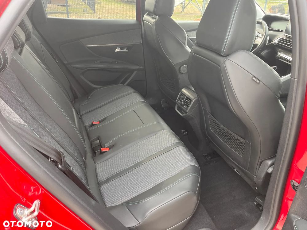 Peugeot 3008 225 e-EAT8 Allure - 14