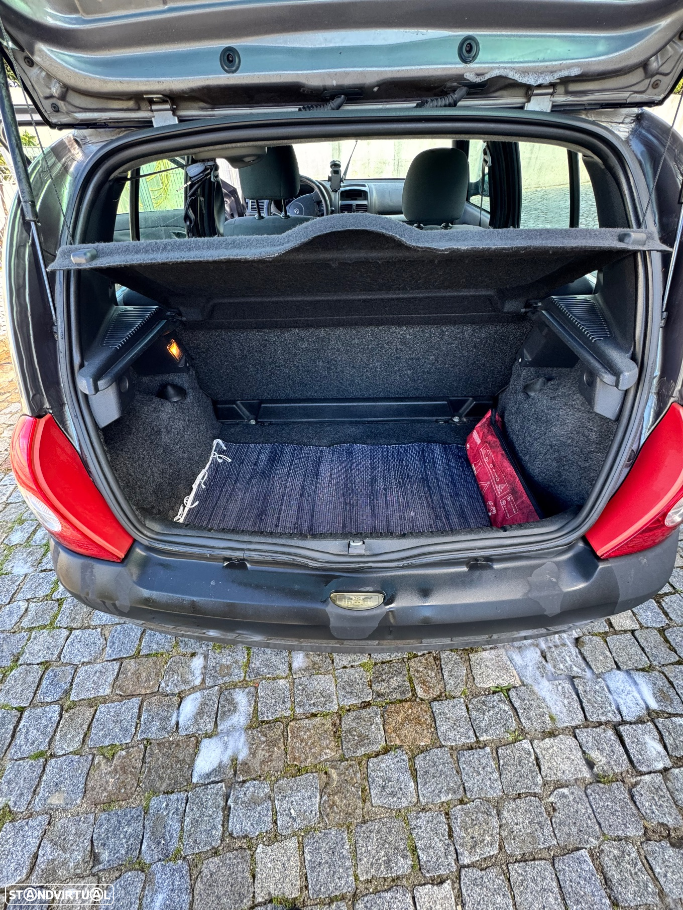 Renault Clio - 12